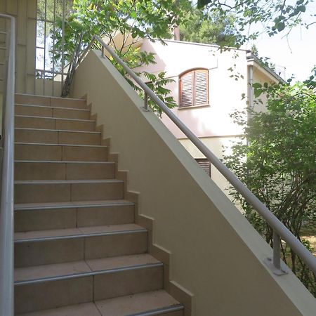 Soline Beach Apartments Биоград-на-Мору Номер фото