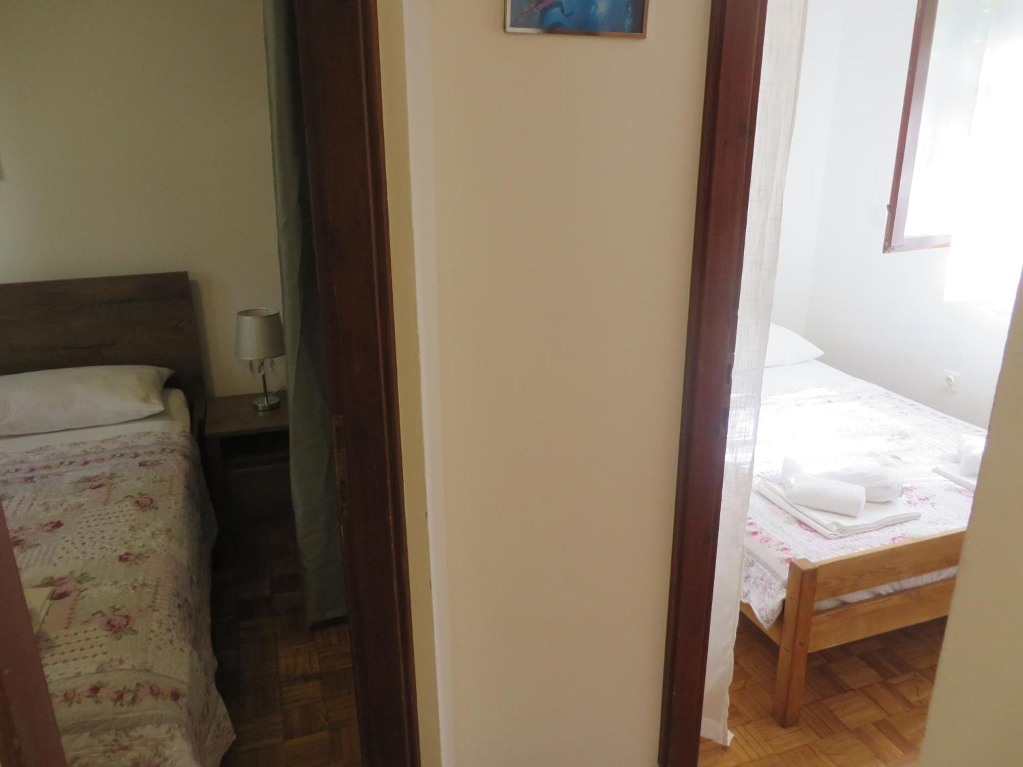 Soline Beach Apartments Биоград-на-Мору Номер фото